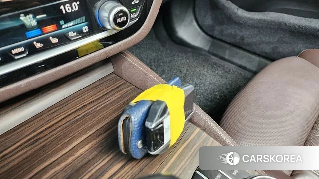BMW 5 Series (G30) 2018 Белый из Кореи, фото 6