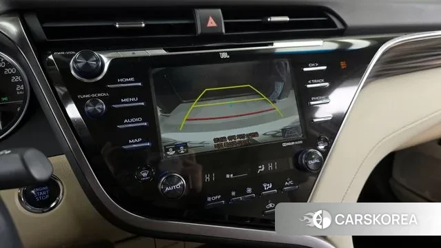 Toyota Camry (XV70) 2018 Белый из Кореи, фото 6
