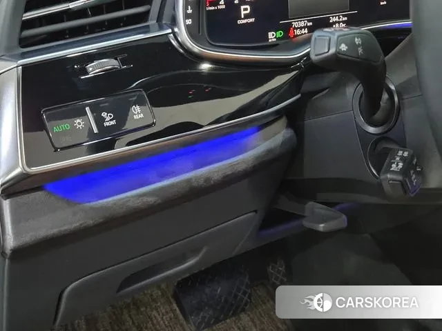 Audi Q7 (4M) 2022 Серый из Кореи, фото 6