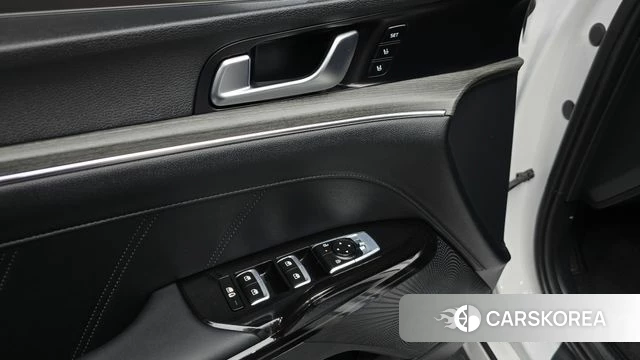 Kia The New K5 3rd generation 2025 Белый из Кореи, фото 6