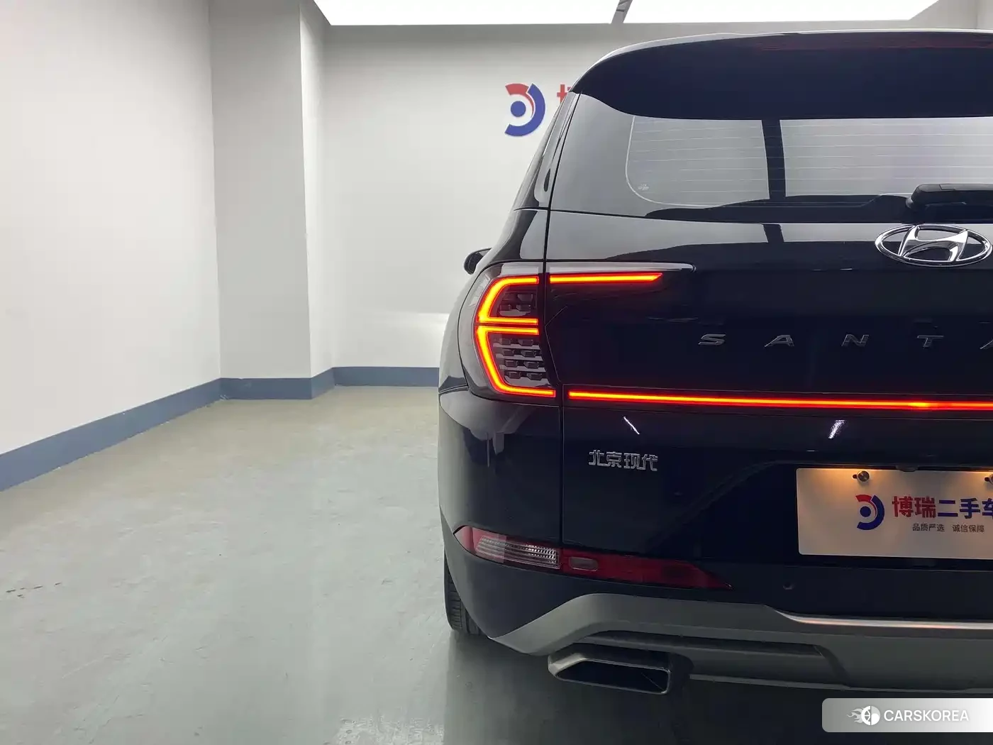 Hyundai Santa Fe 2023 Черный из Китая, фото 6