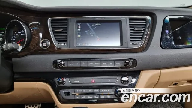 Kia The New Carnival 2018 Белый из Кореи, фото 6