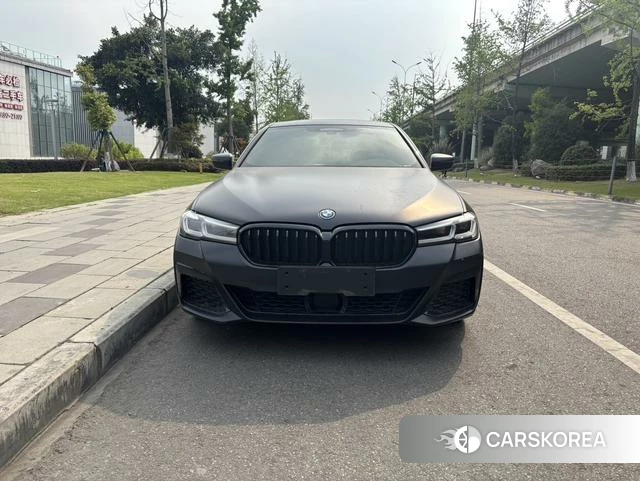 BMW 5 series PHEV 2022 Черный из Китая, фото 6