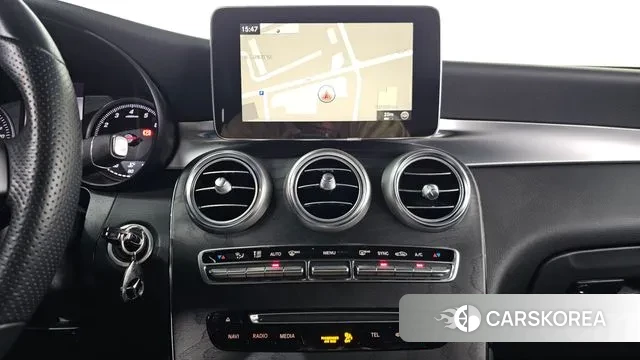 Mercedes-Benz GLC-Class X253 2019 Белый из Кореи, фото 6