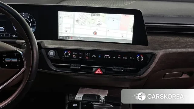 Kia K8 2024 Серебристо-серый из Кореи, фото 6