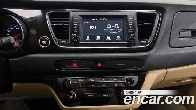Kia The New Carnival 2018 Белый из Кореи, фото 6