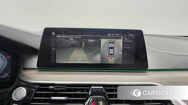 BMW 5 Series (G30) 2020 Белый из Кореи, фото 6