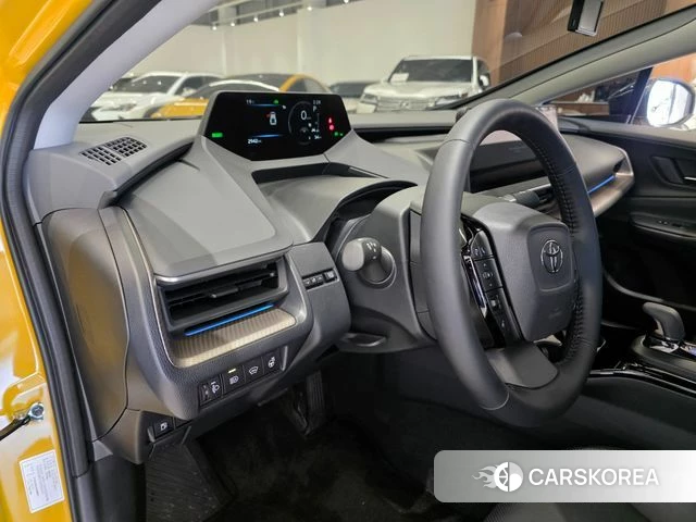 Toyota Prius 5th Generation 2024 Желтый из Кореи, фото 6