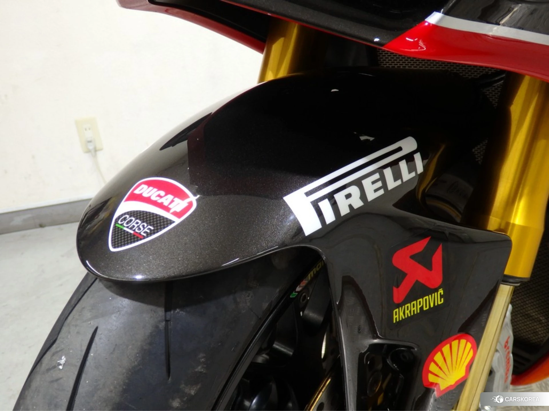 Ducati PANIGALE V4 S id 4373917 из Японии 6
