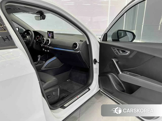Audi Q2L 2022 Белый из Китая, фото 6