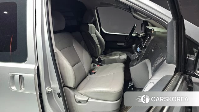 Hyundai The New Grand Starex 2018 Серебристо-серый из Кореи, фото 6