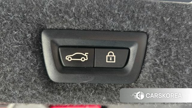 BMW 5 Series (G30) 2023 Белый из Кореи, фото 6