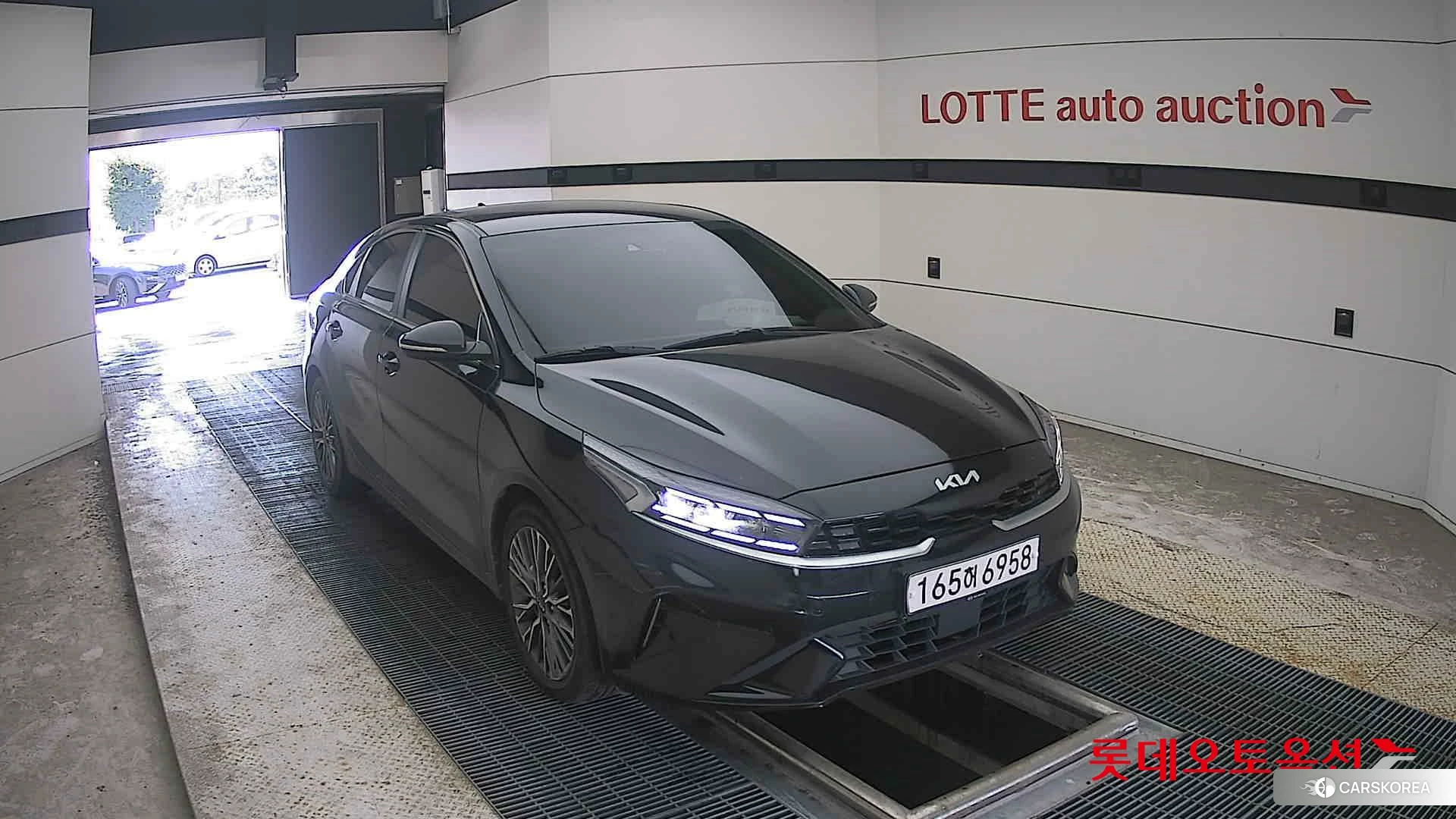 Kia K3 2022 Aurora Black Pearl из Кореи, фото 6