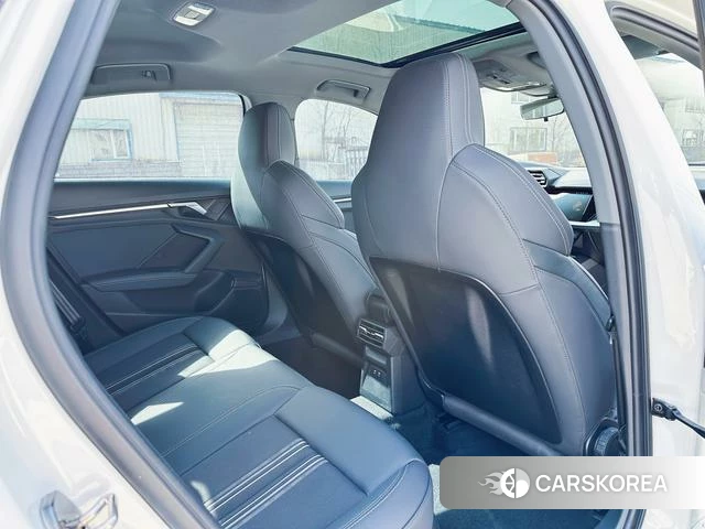 Audi A3 2023 Белый из Китая, фото 6