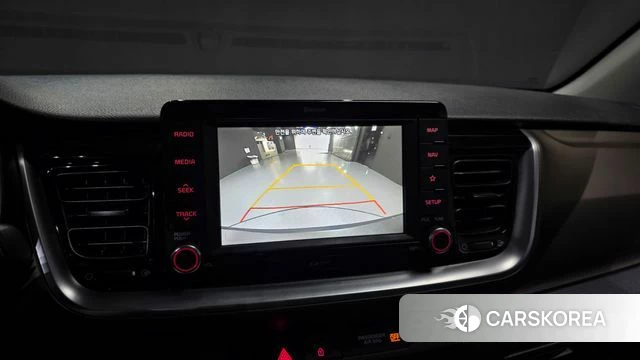 Kia Stonic 2018 Белый из Кореи, фото 6