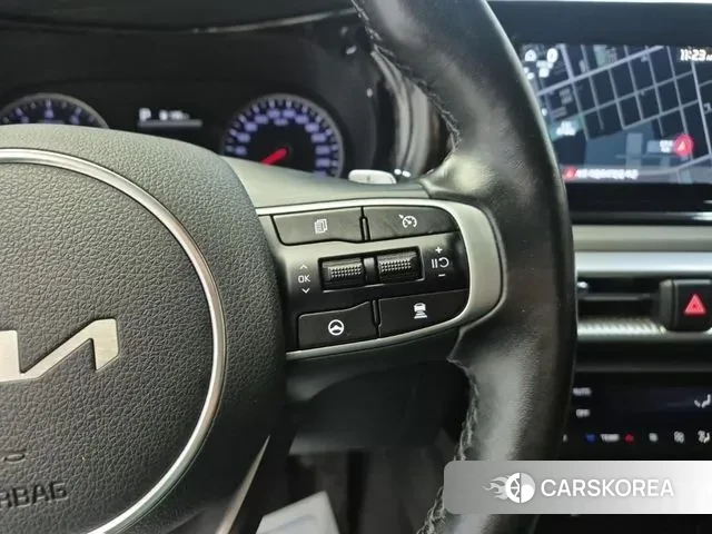 Kia K5 3rd generation 2022 Белый из Кореи, фото 6