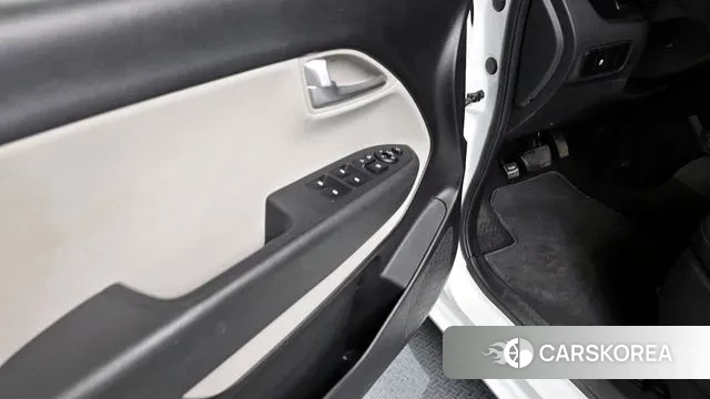 Kia The New Kia Ray 2023 Белый из Кореи, фото 6