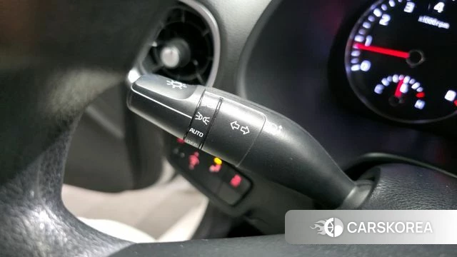 Kia The New K3 2nd generation 2021 Белый из Кореи, фото 6