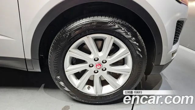 Jaguar E-PACE 2018 Серебристо-серый из Кореи, фото 6