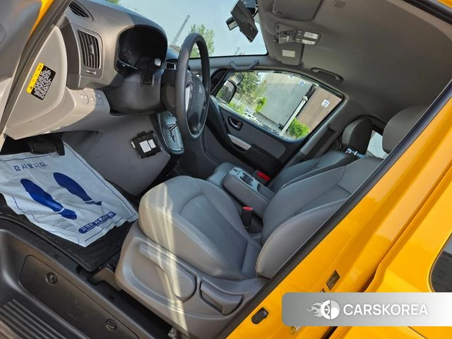 Hyundai The New Grand Starex 2021 Желтый из Кореи, фото 6