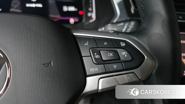 Volkswagen Tiguan second Generation 2023 Белый из Кореи, фото 6