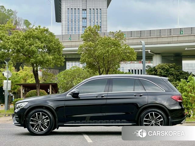 Mercedes-Benz GLC 2022 Черный из Китая, фото 6