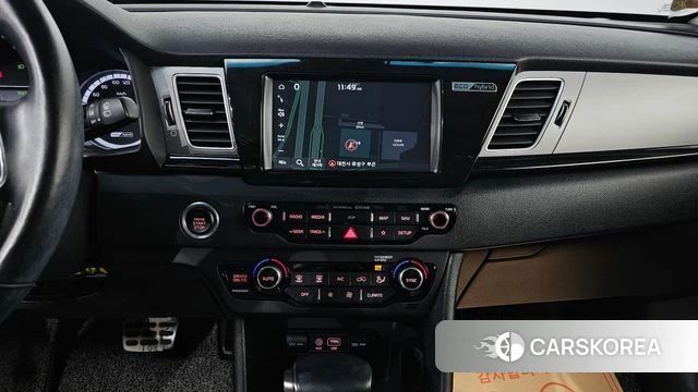 Kia Niro 2019 Белый из Кореи, фото 6