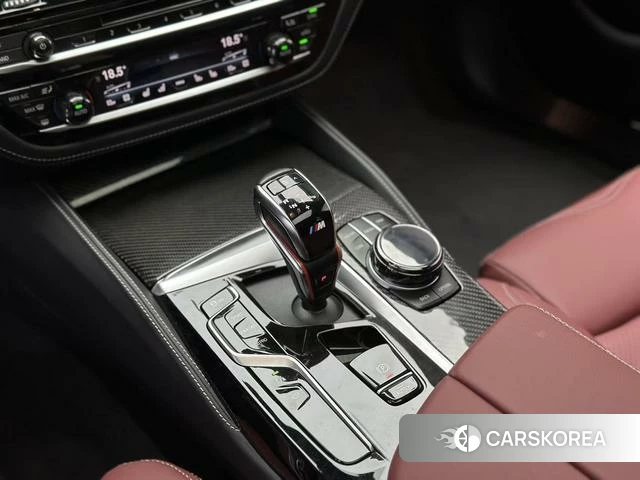BMW 5 series 2021 Черный из Китая, фото 6