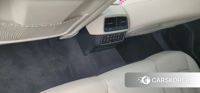 Audi A6 (C8) 2023 Белый из Кореи, фото 6