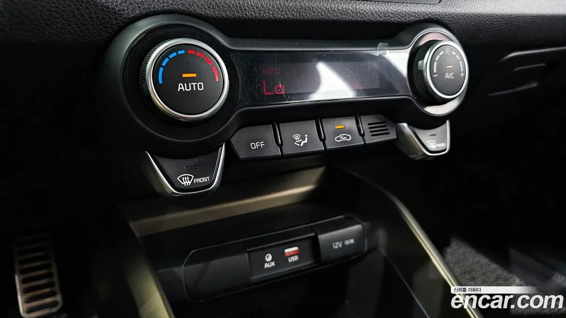 Kia Stonic id 1984839 из Кореи 6