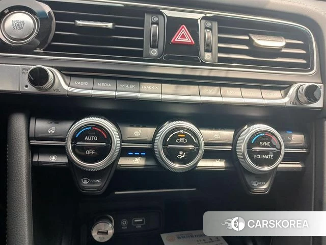 Genesis G70 2018 Серебристо-серый из Кореи, фото 6