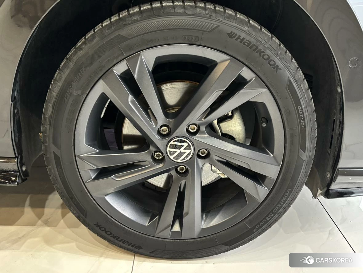 Volkswagen Golf 2022 Черный из Китая, фото 6