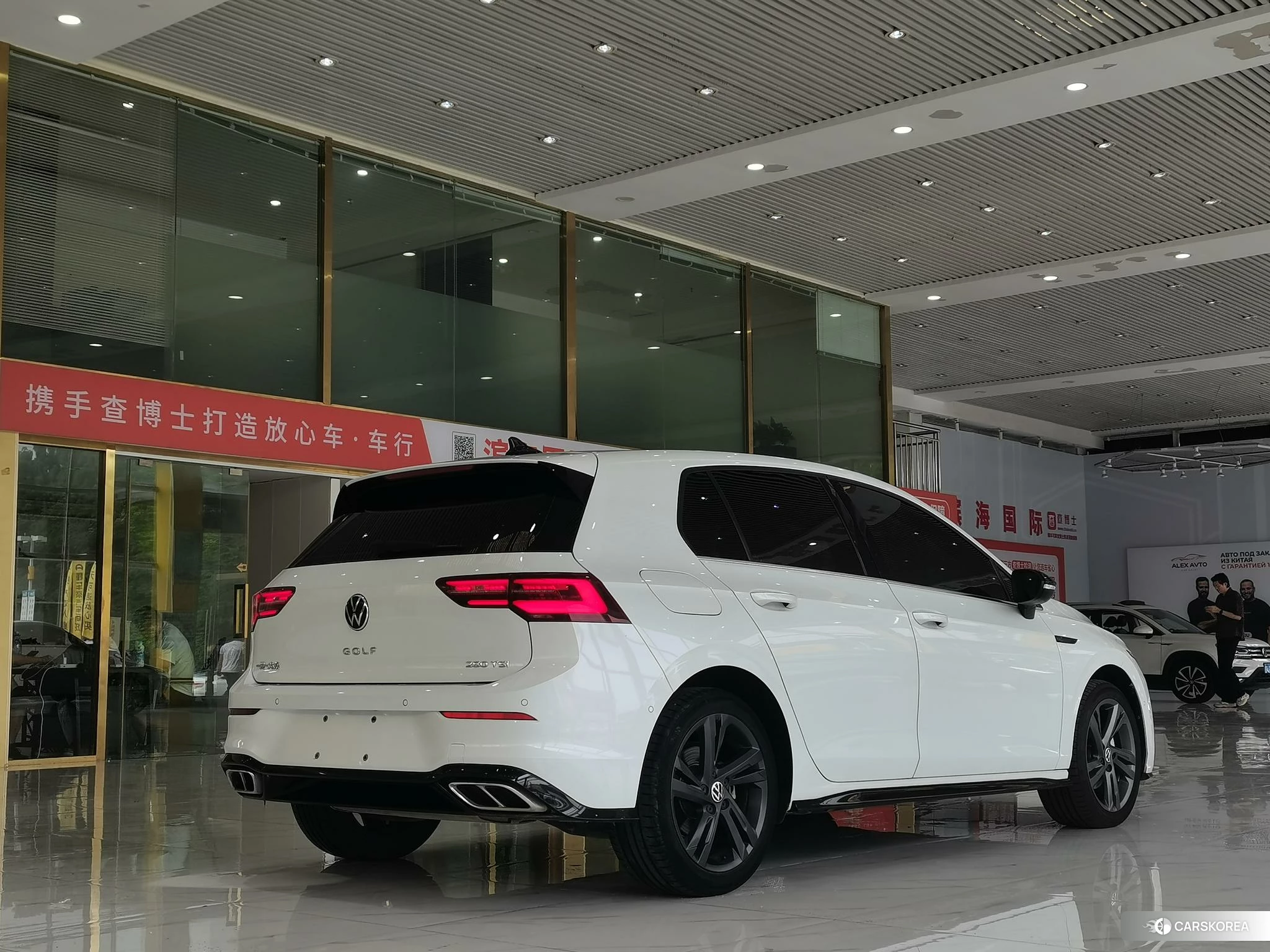 Volkswagen Golf 2020 Белый из Китая, фото 6