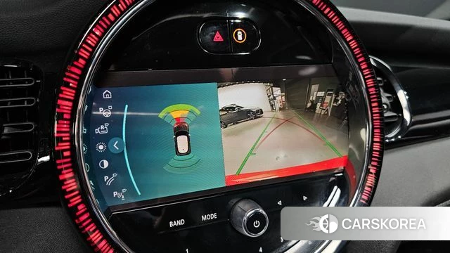 Mini Cooper 2023 Красный из Кореи, фото 6