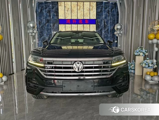 Volkswagen Touareg 2019 Черный из Китая, фото 6