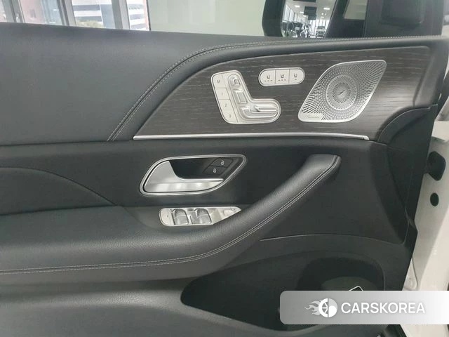 Mercedes-Benz GLE-Class W167 2023 Белый из Кореи, фото 6