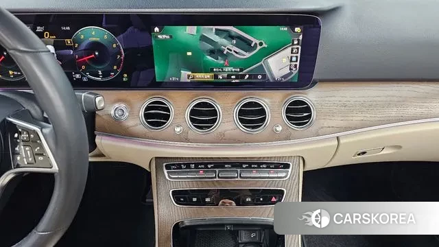 Mercedes-Benz E-Class W213 2021 Белый из Кореи, фото 6