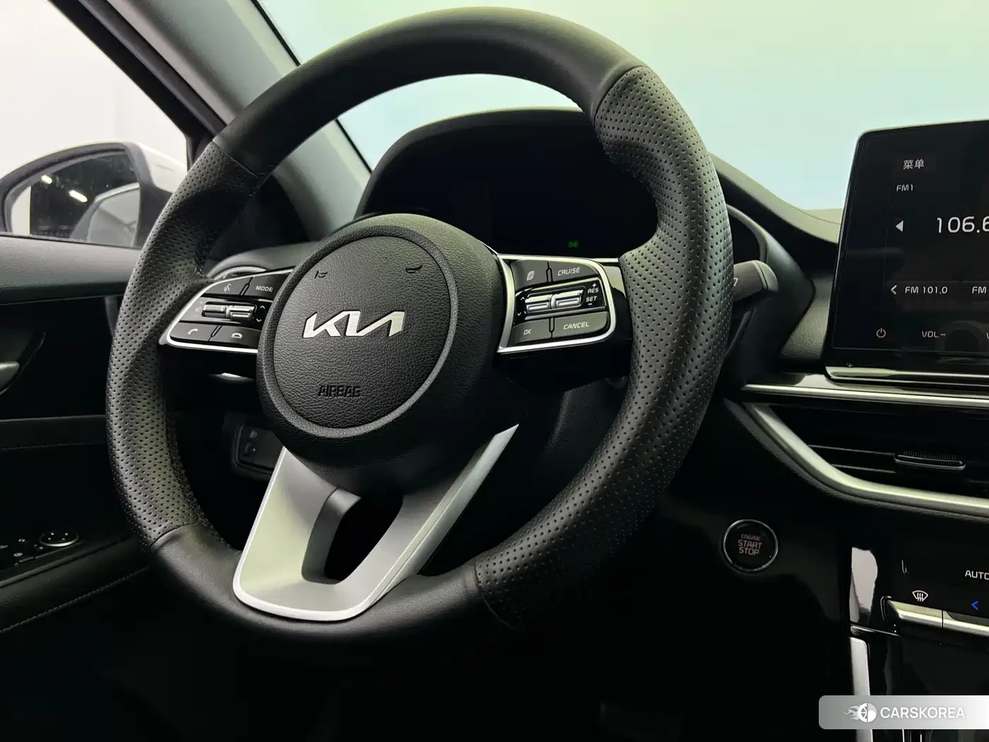 Kia K3 2022 Белый из Китая, фото 6