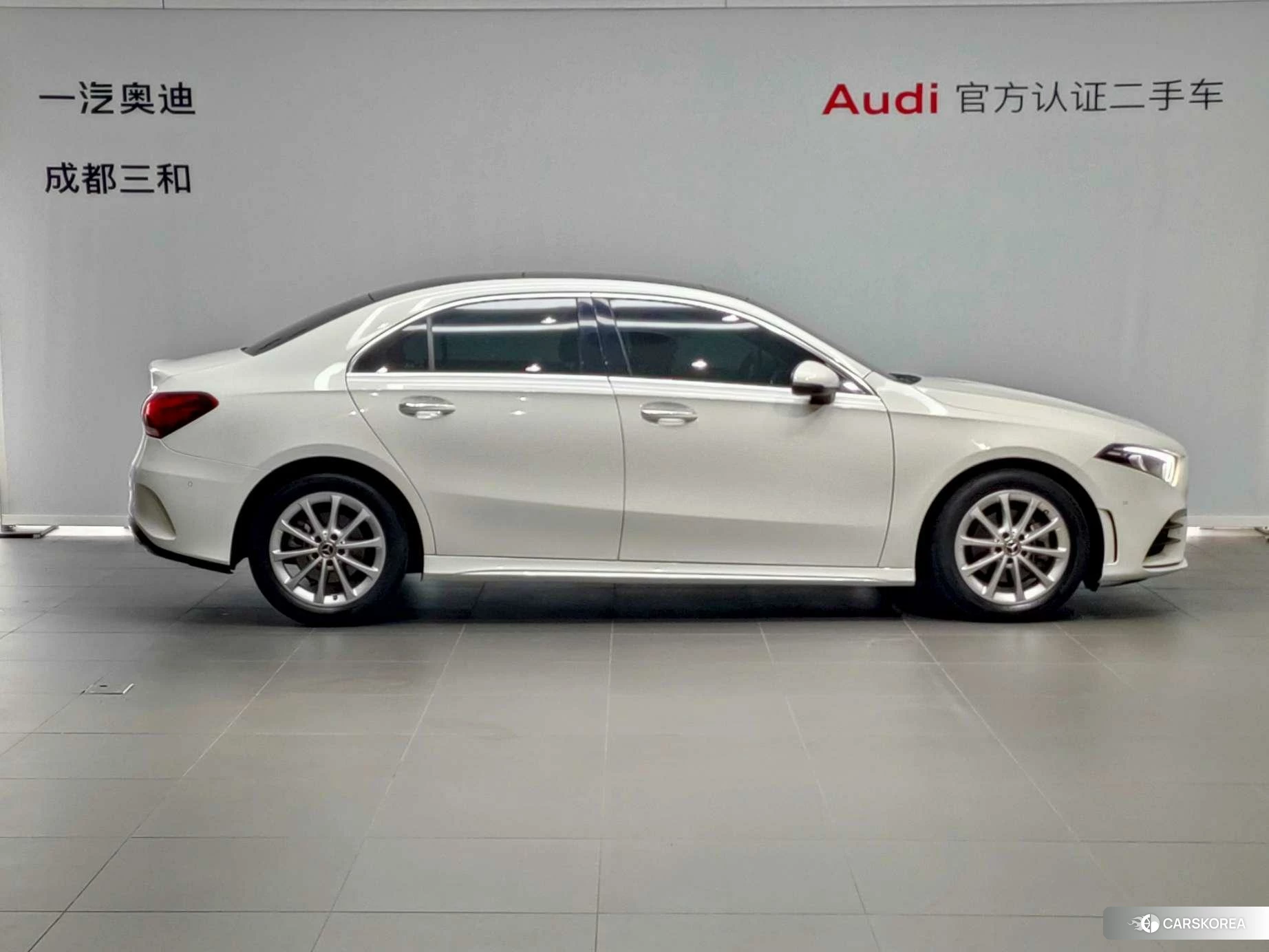 Mercedes-Benz Class A 2021 Белый из Китая, фото 6