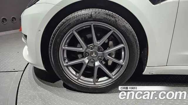 Tesla Model 3 2021 Белый из Кореи, фото 6