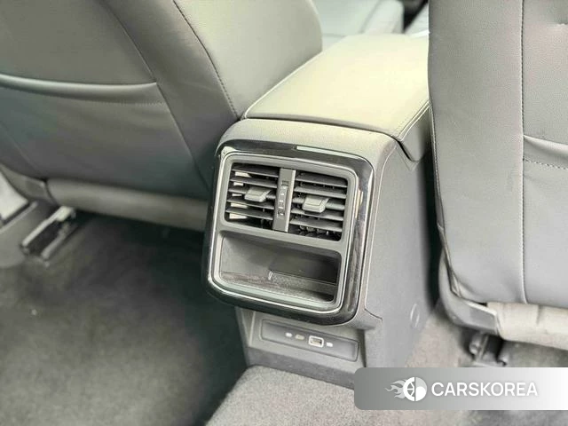 Volkswagen Passat 2021 Черный из Китая, фото 6