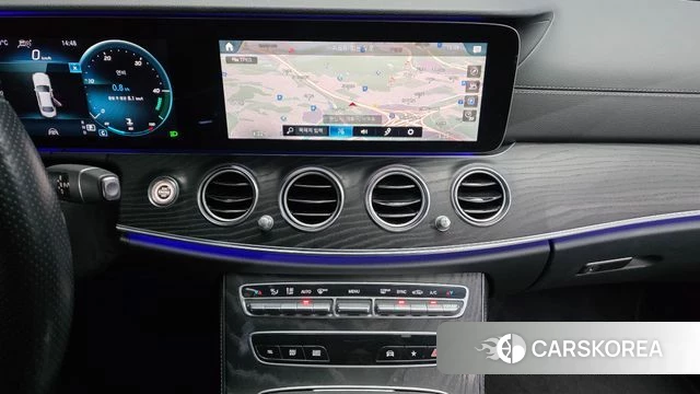 Mercedes-Benz E-Class W213 2021 Белый из Кореи, фото 6