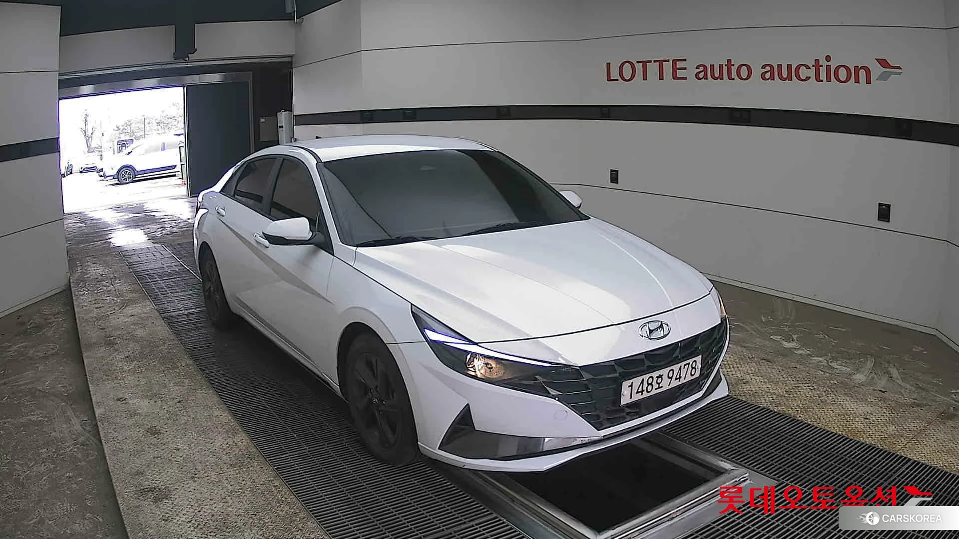Hyundai Avante Hybrid 2021 Polar White из Кореи, фото 6