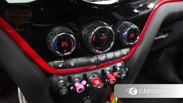 Mini Cooper S Countryman 2023 Черный из Кореи, фото 6