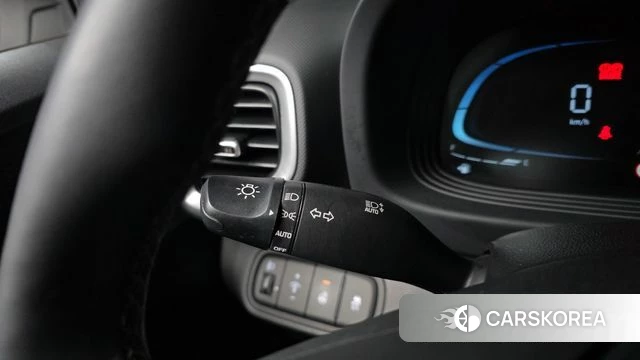 Hyundai Venue 2023 Белый из Кореи, фото 6