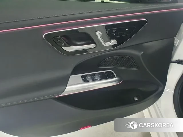 Mercedes-Benz E-Class W214 2024 Белый из Кореи, фото 6