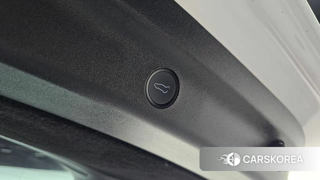 Tesla Model Y 2023 Белый из Кореи, фото 6