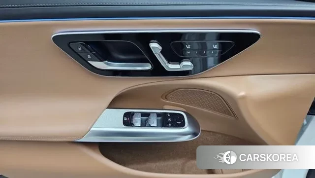 Mercedes-Benz E-Class W214 2024 Белый из Кореи, фото 6