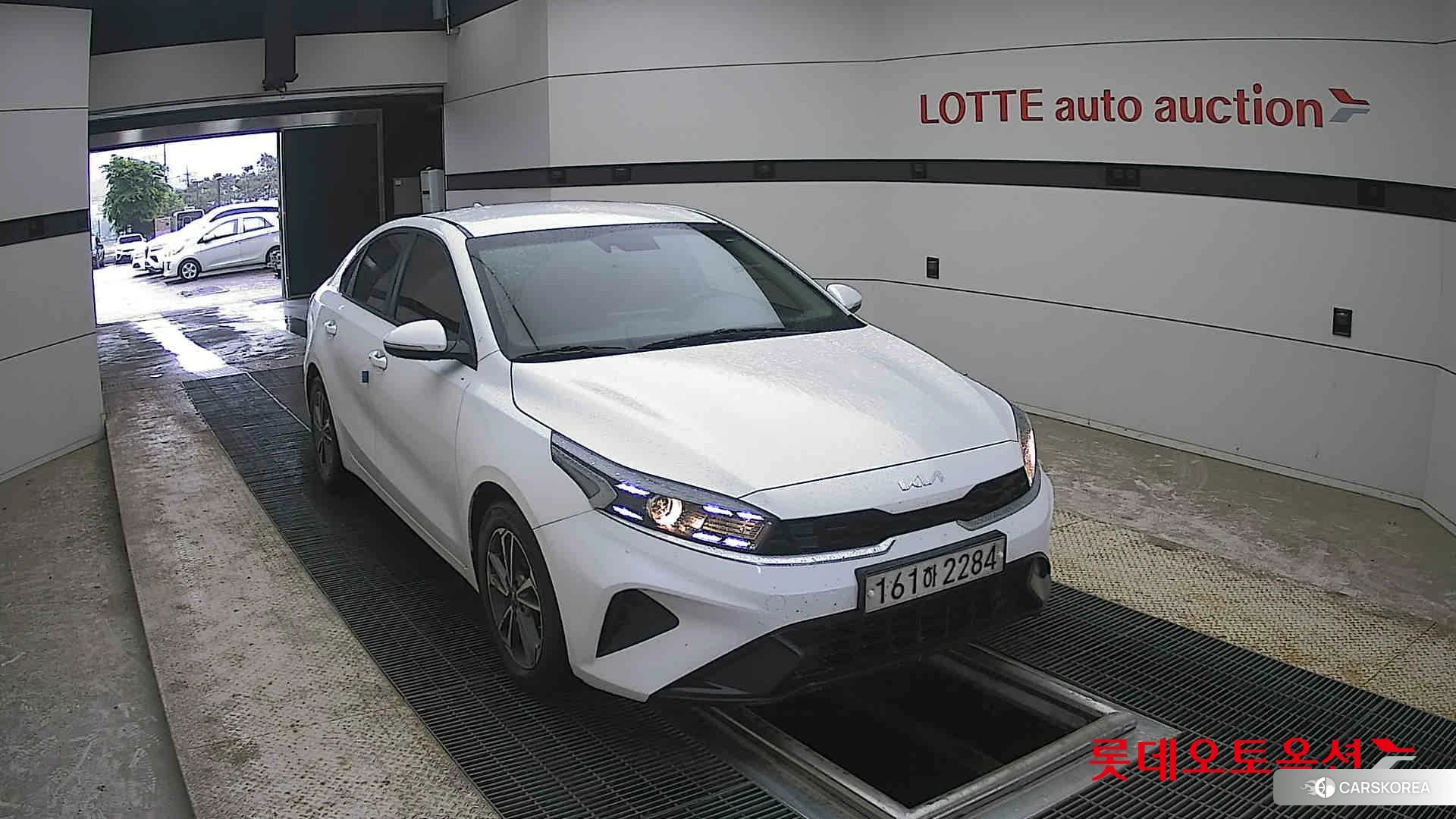 Kia K3 2022 Белый из Кореи, фото 6