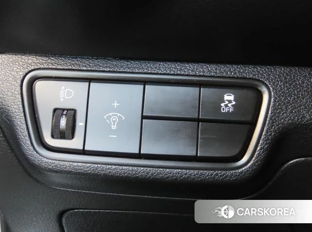 Kia The New K3 2nd generation 2023 Белый из Кореи, фото 6